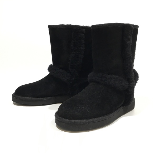 UGG Carter Boots -Water Resistant Black Suede -US 7 -NEW - Picture 5 of 9